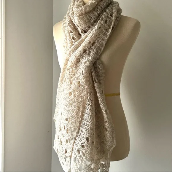 🌸Women’s Open Knit Oblong Scarf. Color: Oatmeal - Picture 2 of 7